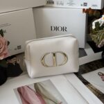 DIOR 化粧ポーチ ノベルティ ケース付き 16*12cm - 画像 (2)