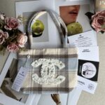 Chanel ツイード miniハンドトート ノベルティ 32*22cm - 画像 (10)