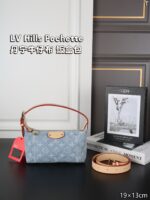 LV Hills デニム 弁当バッグ ケース付き 19*13cm - 画像 (4)