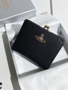 Vivienne Westwood がま口 二つ折り財布 ケース付き