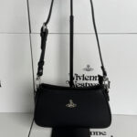 Vivienne Westwood ショルダーバック ケース付き