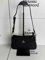 Vivienne Westwood ショルダーバック ケース付き