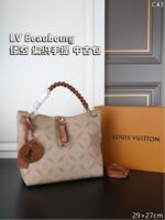 LV Beaubourg ショルダーバック ケース付き 29*27cm - 画像 (11)