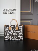 LV ONTHEGO ハンドバッグ ケース付き 34*27cm - 画像 (3)