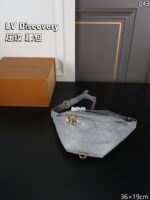 LV Discovery ボディーバック ケース付き 36*19cm
