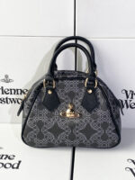 Vivienne Westwoo ショルダーバック ケース付き 25*11*18cm - 画像 (5)