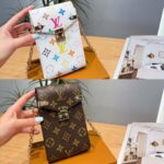 LV キーホルダー ケース付き