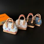 LV Micro Alma キーホルダー ケース付き