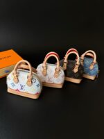 LV Micro Alma キーホルダー ケース付き