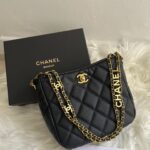 CHANEL hoboバックvip ノベルティ ケース付き  20*9*16cm