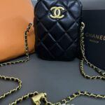 CHANEL 21k カメラバッグ ノベルティ ケース付き 18*4*6cm
