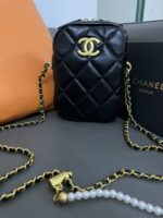 CHANEL 21k カメラバッグ ノベルティ ケース付き 18*4*6cm
