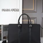 PRADA オフェスバック ショルダーバッグ 48*28cm