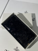 Vivienne Westwood 長財布 ケース付き - 画像 (3)