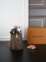 LV NEONOE BB 水筒バック ケース付き 21*21cm - 画像 (5)