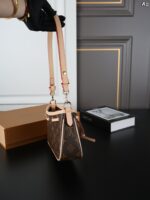 LV Nano Frivole デニム 肩掛けバック ケース付き 26*13cm - 画像 (6)