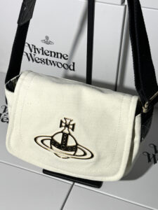 Vivienne Westwood デニム ショルダーバック ケース付き - 画像 (20)