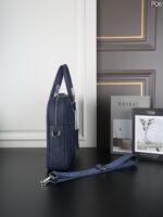 PRADA Saffiano オフェスバック ショルダーバッグ ケース付き - 画像 (4)