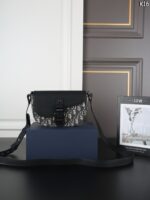 DIOR Oblique ショルダーバッグ ケース付き 19*13cm 23*17cm - 画像 (5)