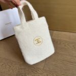 CHANEL 2024 miniトートバッグ ノベルティ ケース付き 22*21*6cm - 画像 (3)