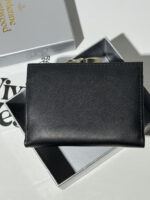 Vivienne Westwood 三つ折り財布 ケース付き - 画像 (4)