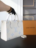 LV ONTHEGO BBトートバッグ ケース付き  25*20cm - 画像 (9)
