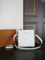 LV Neono ショルダーバッグ ポーチ付き 25*25cm