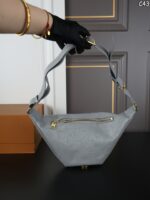 LV Discovery ボディーバック ケース付き 36*19cm - 画像 (5)