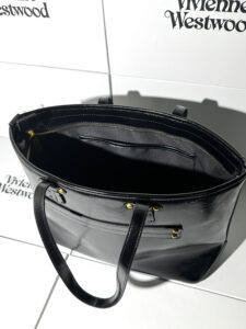 Vivienne Westwood 肩掛けバック ケース付き 34*13.5*29cm - 画像 (8)
