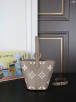 LV All In BB ショルダーバック 小銭入れ ケース付き 17*18cm - 画像 (6)