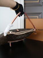 LV Line-Up 肩掛けバッグ ケース付き 34*30cm - 画像 (6)