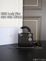 DIOR Lady Dior ハンドバッグ ショルダーバッグ ケース付き 17*15cm - 画像 (8)