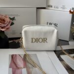 DIOR 化粧ポーチ ショルダーバック ノベルティ ケース付き 16*12cm - 画像 (3)
