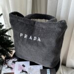 Prada  トートバッグ モコモコ ノベルティ 32*30*12cm - 画像 (4)