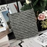 CHANEL miniショルダーバック ノベルティ 20*19cm - 画像 (4)