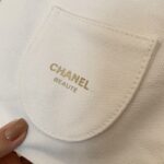 CHANEL 2025 キャンバストートバッグ ノベルティ ケース付き 32*11*37cm - 画像 (4)