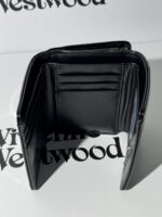 Vivienne Westwood 三つ折り財布 ケース付き - 画像 (17)