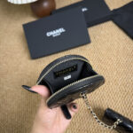 CHANEL イヤホンケース＆小銭いれ セットポーチ ノベルティ Vic商品 ケース付き - 画像 (9)