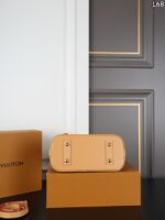 LV Alma ハンドバッグ ショルダーバッグ ケース付き 24*17cm 16*12cm - 画像 (4)