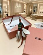MiuMiu バッグチャーム - 画像 (4)
