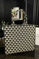 PRADA トートバッグ 36*41cm - 画像 (10)