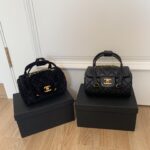CHANEL Vic ショルダーバック ノベルティ ケース付き 17*10cm - 画像 (3)