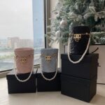 CHANEL vic mini化粧ポーチ ノベルティ ケース付き 13*10cm - 画像 (5)
