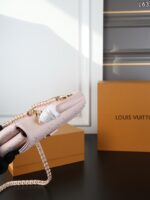 LV Madeleine Nano ショルダーバック ケース付き 21*12cm - 画像 (6)