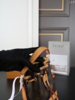 LV NOE 水筒バック ケース付き 13*16cm - 画像 (7)