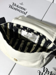 Vivienne Westwood デニム ショルダーバック ケース付き - 画像 (21)