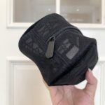 DIOR メッシュ化粧ポーチ ノベルティ ケース付き 16*8*8cm - 画像 (4)