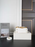 LV Capucines ショルダーバック ケース付き 27*18cm 20*14cm - 画像 (7)