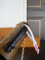 LV Pochette Metis East West 肩掛けバッグ ショルダーあり ケース付き 20*12cm - 画像 (6)