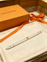 LV ブレスレット ケース付き - 画像 (10)